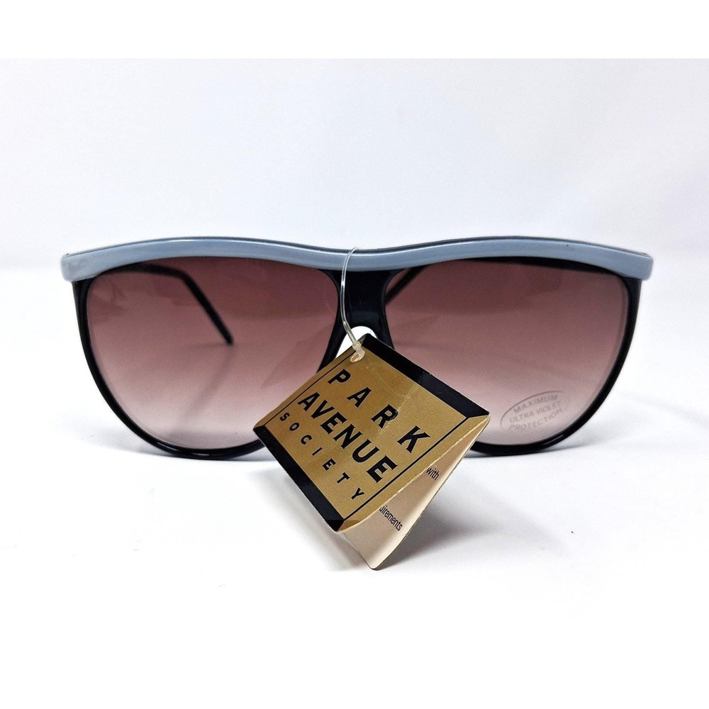 Vintage Riviera Sunglasses D108 Park Avenue Society 80s 90s Oversized Gray Black